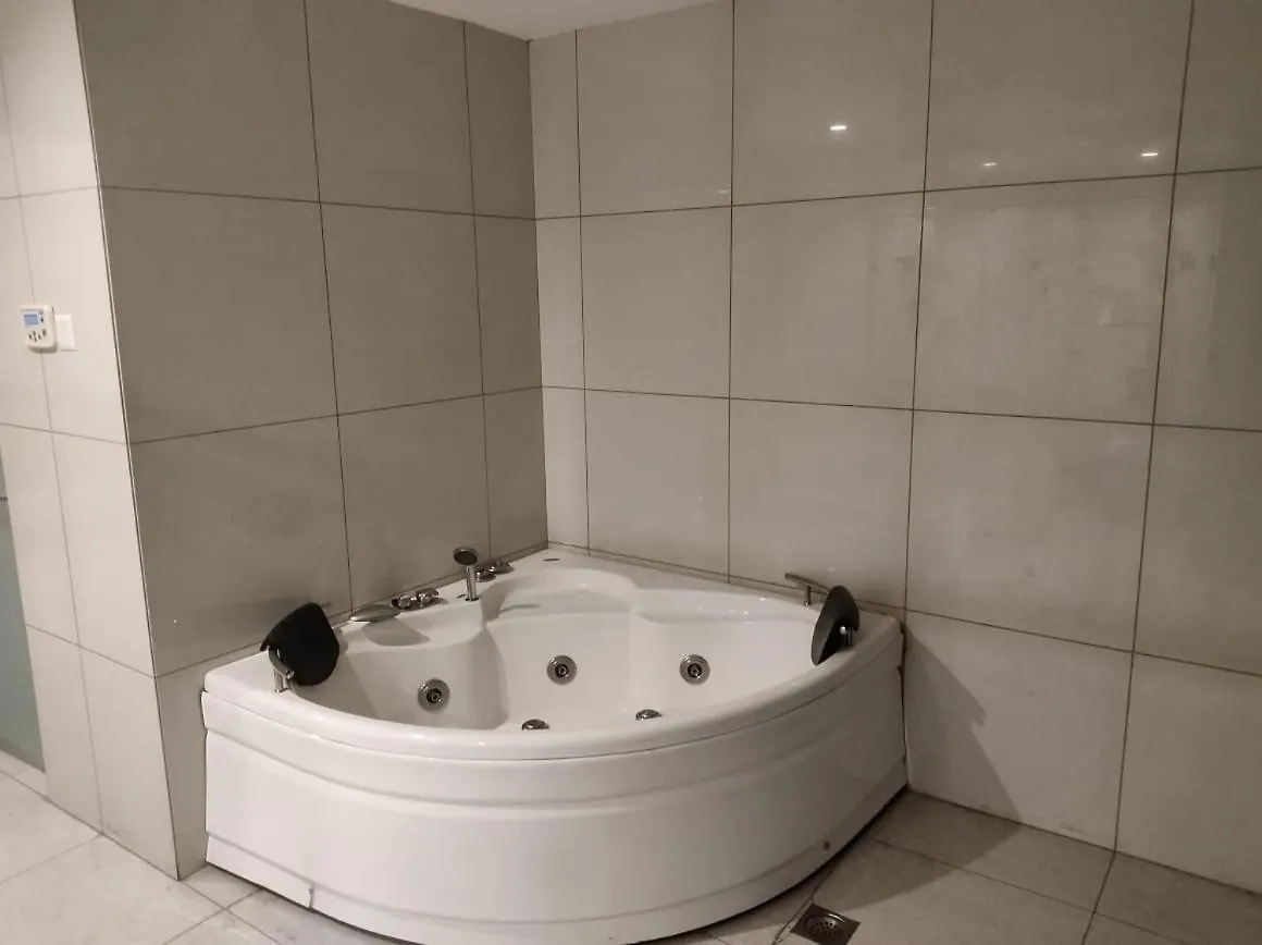 Skylux Retreat Apartman Gurgáon